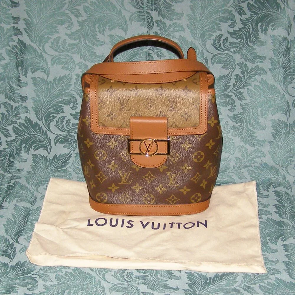 LIKE NEW Louis Vuitton Dauphine Backpack with dustbag